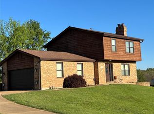 2023 Kimmy Ln, Arnold, MO 63010