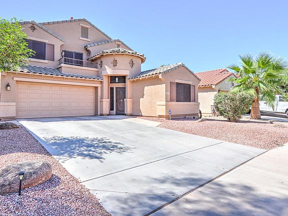 3rd image of 41927 W Anne Ln