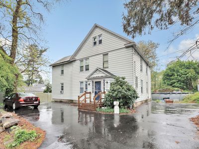 (Undisclosed Address), Fairfield, CT, 06824