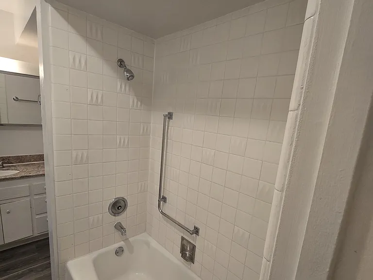 Parkway Townhomes — Photo 16