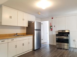 10-12 Bettez St #3B, West Warwick, RI 02893