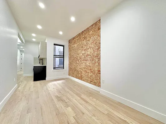 Rented by Doorway NYC, LLC | media 1