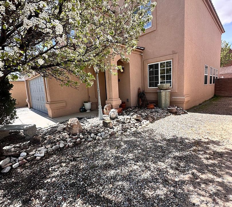 1st image of 651 Vermilion Ct NW