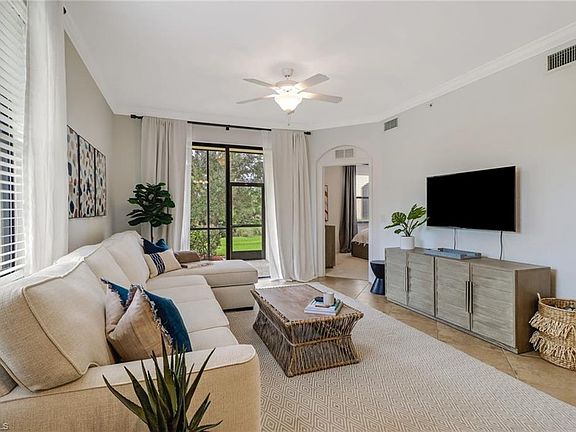 4th image of 9719 Acqua Ct Unit 211