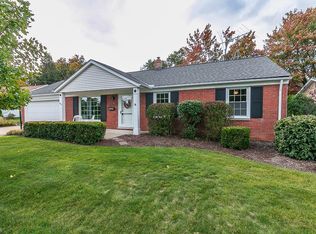 674 Meadowlane Dr, Richmond Heights, OH 44143