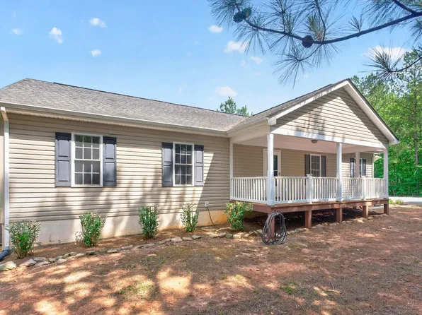 38 Butler Ln, Scottsville, VA 24590
