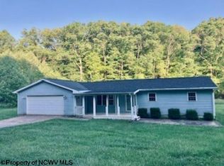 4186 Greenbrier Rd, Salem, WV 26426