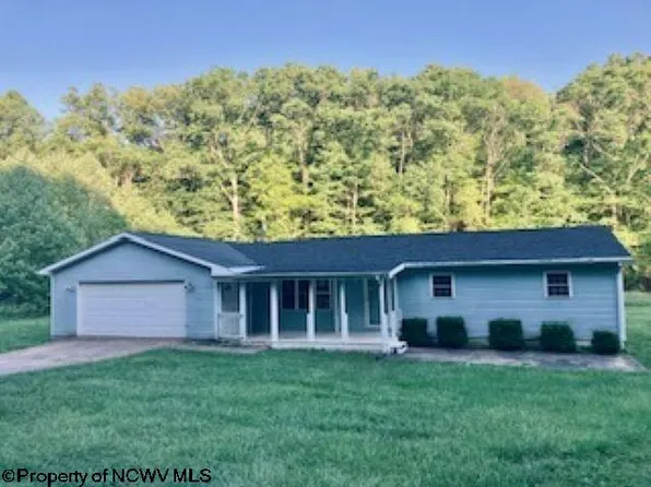 4186 Greenbrier Rd, Salem, WV 26426