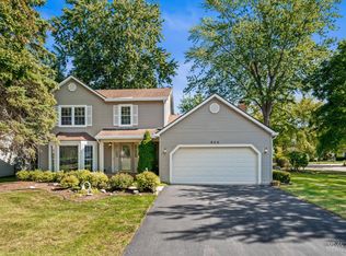 809 Candlewood Trl, Cary, IL 60013