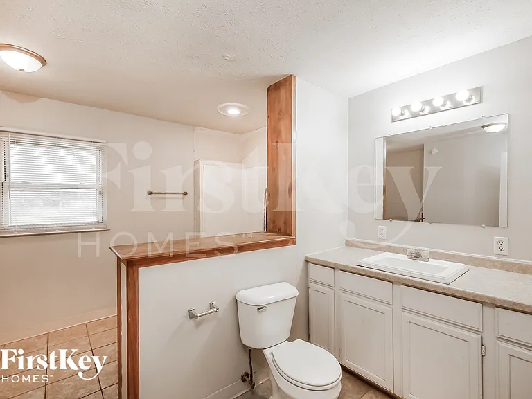 322 Deville Pl — Photo 13