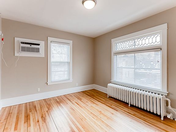 5th image of 273 Sturgis St #275
