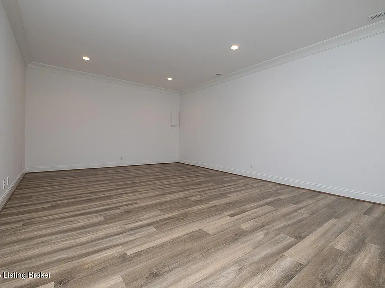 6024 Passionflower Dr — Photo 15