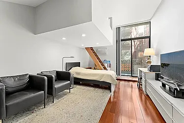 215 East 24th Street, #202