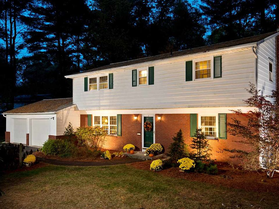 1st image of 22 Glenwood Dr