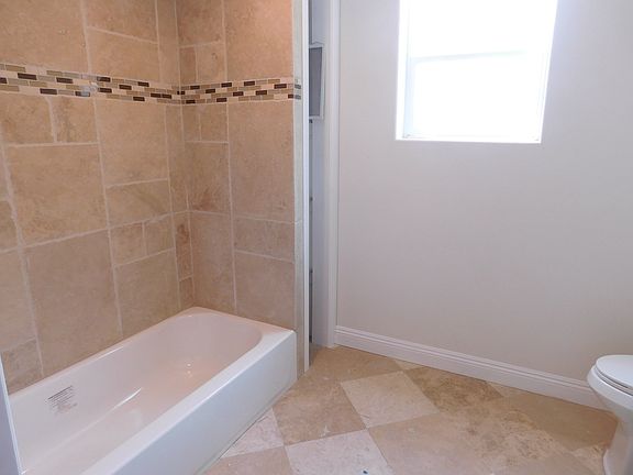 5th image of 10211-10215 Tujunga Canyon Blvd #108