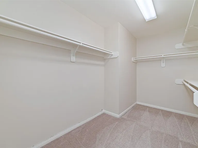 2256 La Branch St — Photo 25