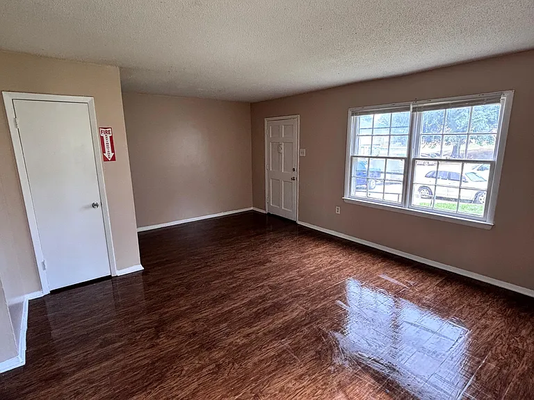 6526 White Horse Rd #5A — Photo 1