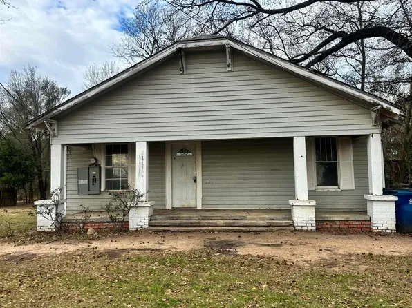 401 S Joy St, Troup, TX 75789