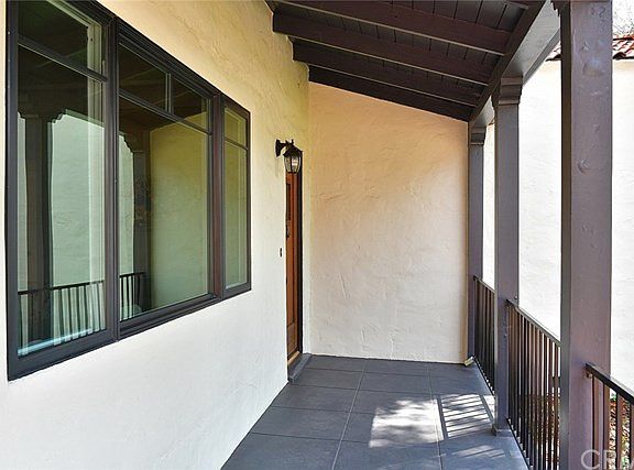 4th image of 356 Melrose Ave