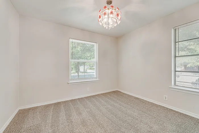 3404 Gray Dr — Photo 15