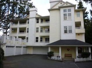 5801 200th St SW APT 101, Lynnwood, WA 98036