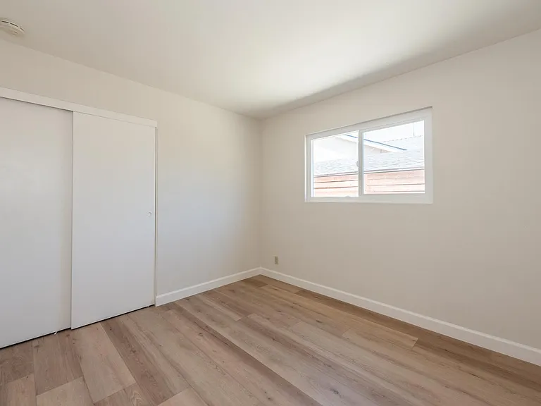 16752 Leafwood Cir — Photo 8