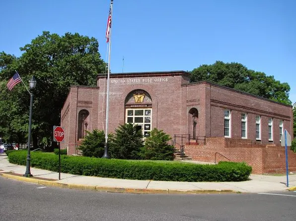 124 Prospect Pl Floor 3, Rutherford, NJ 07070