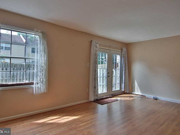 4th image of 1591 Forest Hill Ct