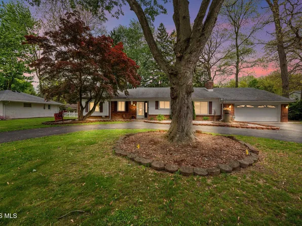 3658 Lauderdale Dr, Toledo, OH 43615