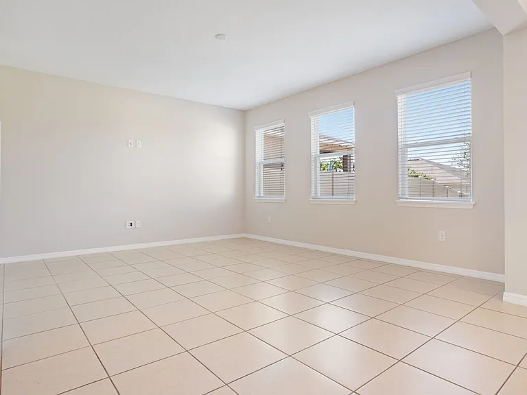 3134 Hurston Watch Ln — Photo 3