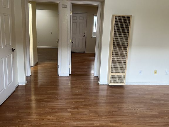 5th image of 10031-10059 Macarthur Blvd