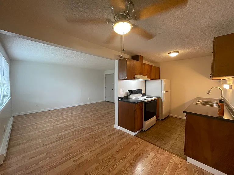 616 N 3rd St #5 — Photo 2