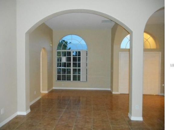 3rd image of 1100 Seneca Trl
