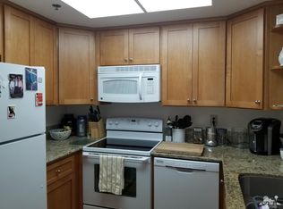 2700 Golf Club Dr APT 110, Palm Springs, CA 92264