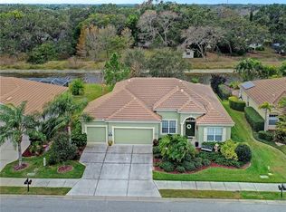 1686 Pinyon Pine Dr, Sarasota, FL 34240