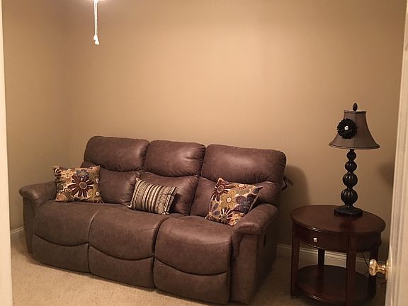 5th image of 11801 Lobo Ct