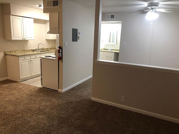 2nd image of 1616 W Oak St APT 115