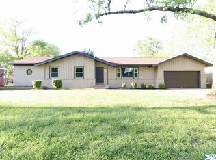 5027 Lyngail Dr NW, Huntsville, AL 35810