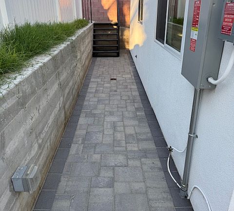 5th image of 16454 Plummer St