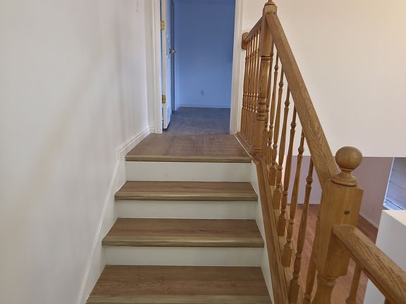 5th image of 3768 S Kingspointe Cir
