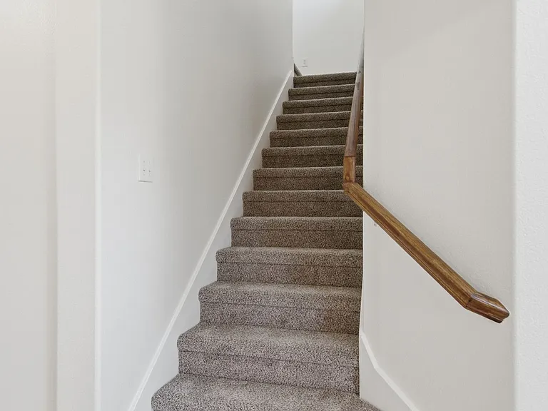 15636 Gatehouse Dr — Photo 20