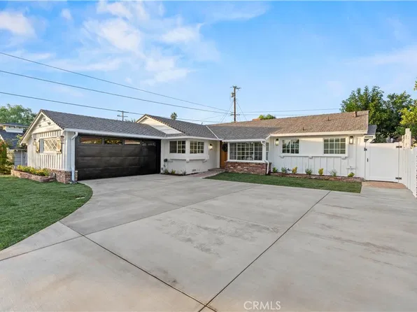16951 Knapp St, North Hills, CA 91343