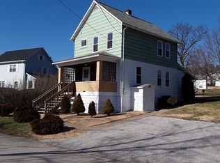 460 1st St, Ernest, PA 15739