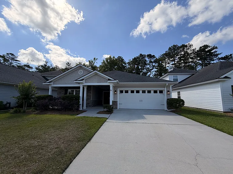168 Martello Rd — Photo 1