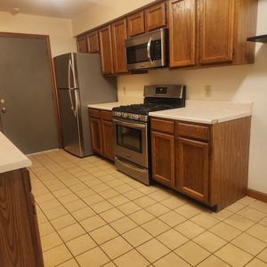 10 Nuttall Ln APT 3, Worcester, MA, 01604