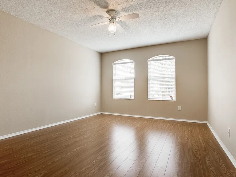8712 Stonebriar Ln — Photo 7