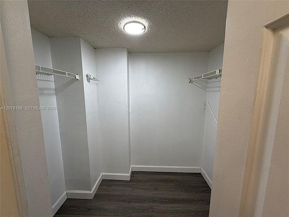 5th image of 301 Racquet Club Rd APT 210