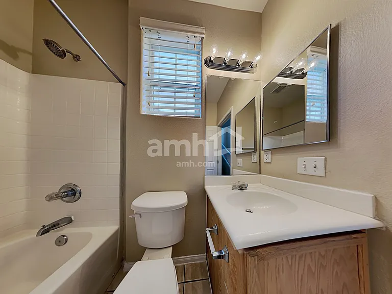 9875 Travis Lake Ct — Photo 18