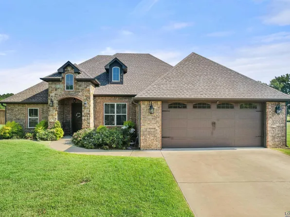 131 Jacobin Creek Dr, Gilmer, TX 75645