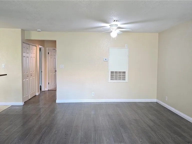 5002 S Rainbow Blvd #103 — Photo 6